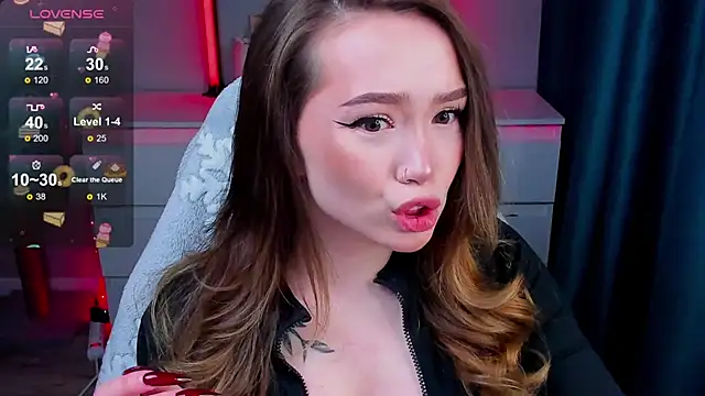 Snapshot of Evia_r0se chatting on 02.27.26 Evia r0se online show from 02.27.26