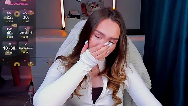 Snapshot of Evia_r0se chatting on 03.13.26 Evia r0se online show from 03.13.26