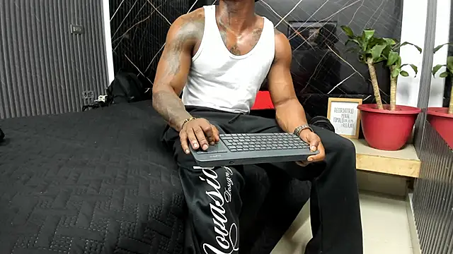 ronnie 7777 online show from 03.01.25