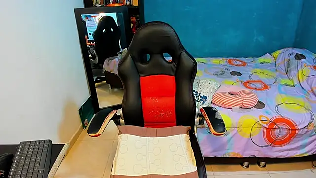 peanut tangerine online show from 03.15.25