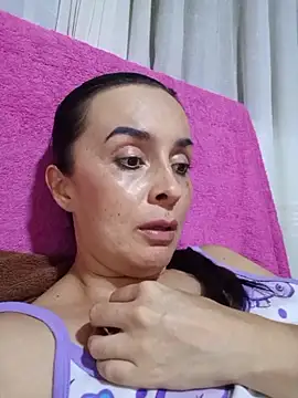 Samantha Sullivan  online show from 04.29.26