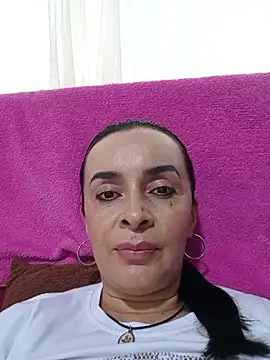 Samantha Sullivan  online show from 05.07.26