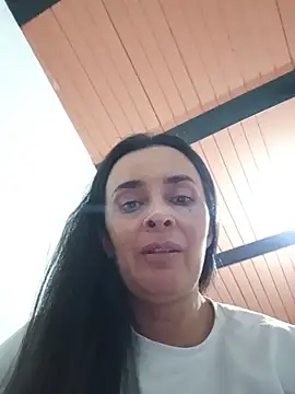 Snapshot of Samantha_Sullivan_ chatting on 06.19.26 Samantha Sullivan online show from 06.19.26