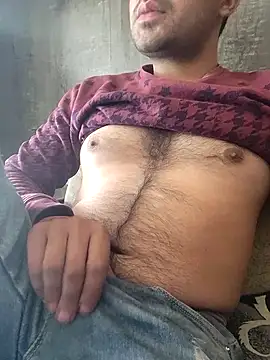 Snapshot of 77fuckerboy_ chatting on 02.15.25 77fuckerboy online show from 02.15.25