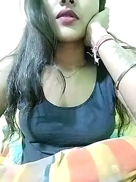 Snapshot of MISSQUEEN48 chatting on 01.07.25 MISSQUEEN48 online show from 01.07.25