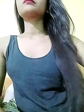 Snapshot of MISSQUEEN48 chatting on 03.19.25 MISSQUEEN48 online show from 03.19.25