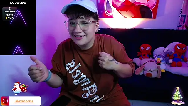 Snapshot of _AlexMorris chatting on 12.13.24 AlexMorris online show from 12.13.24