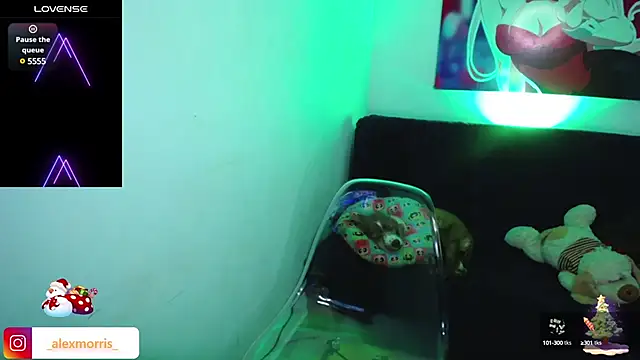 Snapshot of _AlexMorris chatting on 12.19.24 AlexMorris online show from 12.19.24