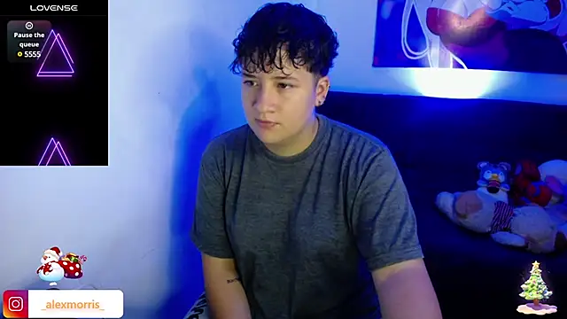 Snapshot of _AlexMorris chatting on 12.19.24 AlexMorris online show from 12.19.24