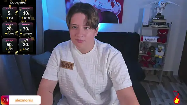 Snapshot of _AlexMorris chatting on 03.21.25 AlexMorris online show from 03.21.25