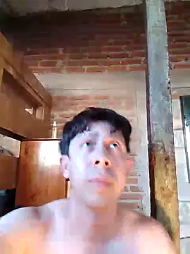 Snapshot of hoy_toyboy chatting on 01.03.25 hoy toyboy online show from 01.03.25