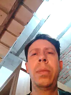 Snapshot of hoy_toyboy chatting on 01.05.25 hoy toyboy online show from 01.05.25