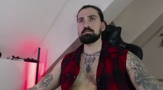 Snapshot of MateoHunk chatting on 01.13.25 MateoHunk online show from 01.13.25