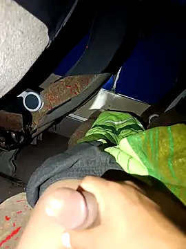 alexchir4 online show from 09.18.25