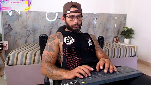 hanz col online show from 05.04.26
