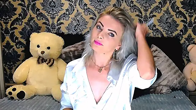 Snapshot of Aly_girl1 chatting on 02.14.25 Aly girl1 online show from 02.14.25