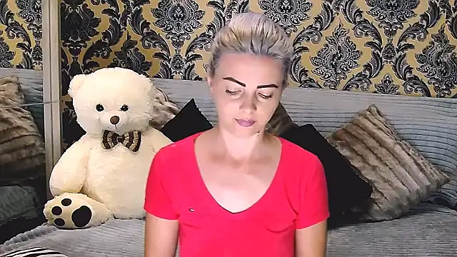 Snapshot of Aly_girl1 chatting on 03.20.25 Aly girl1 online show from 03.20.25