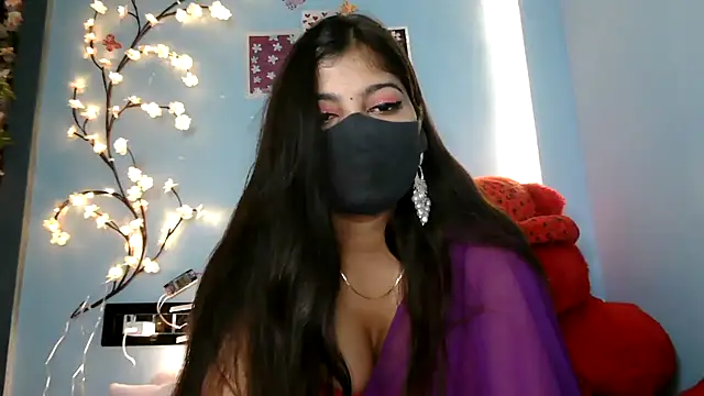 Reena Singh53 online show from 09.26.25