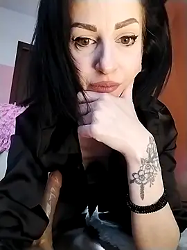 Snapshot of dahlia_82 chatting on 03.27.26 dahlia 82 online show from 03.27.26