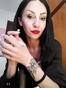 Snapshot of dahlia_82 chatting on 05.17.26 dahlia 82 online show from 05.17.26