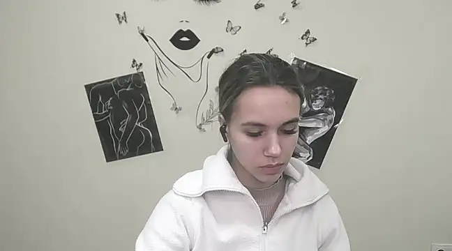 Snapshot of _StAcY chatting on 12.22.24  StAcY online show from 12.22.24