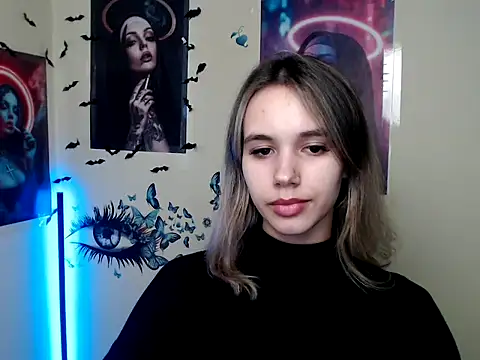Snapshot of _StAcY chatting on 10.26.25  StAcY online show from 10.26.25