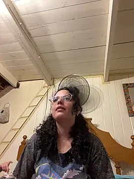 Snapshot of babyluna939 chatting on 10.17.25 babyluna939 online show from 10.17.25