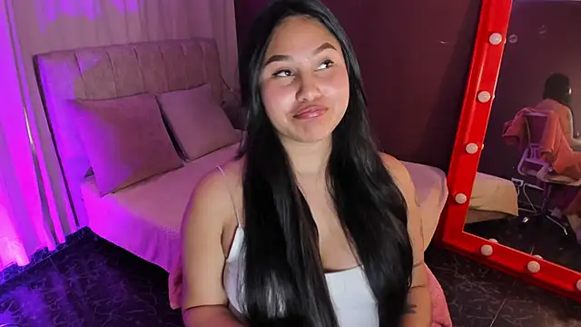 Little Ivy online show from 03.11.26