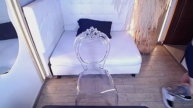 Bruja  Scarlata online show from 11.20.25