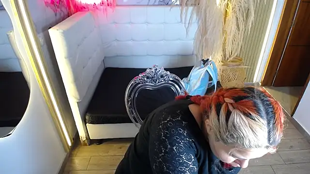 Bruja  Scarlata online show from 11.22.25