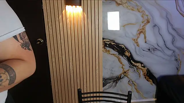 Bruja  Scarlata online show from 11.25.25