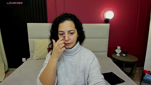 Linda Insatiable online show from 10.10.25