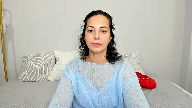 Linda Insatiable online show from 06.19.26