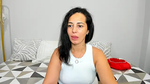Linda Insatiable online show from 06.21.26