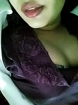 Snapshot of Miss-Siyaa chatting on 12.01.24 Miss-Siyaa online show from 12.01.24