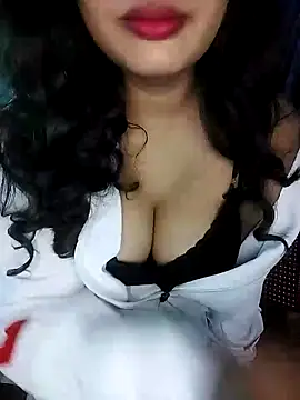 Snapshot of Miss-Siyaa chatting on 12.04.24 Miss-Siyaa online show from 12.04.24