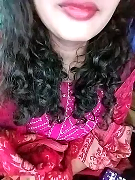 Snapshot of Miss-Siyaa chatting on 12.11.24 Miss-Siyaa online show from 12.11.24