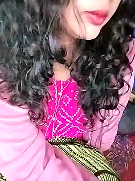 Snapshot of Miss-Siyaa chatting on 12.21.24 Miss-Siyaa online show from 12.21.24