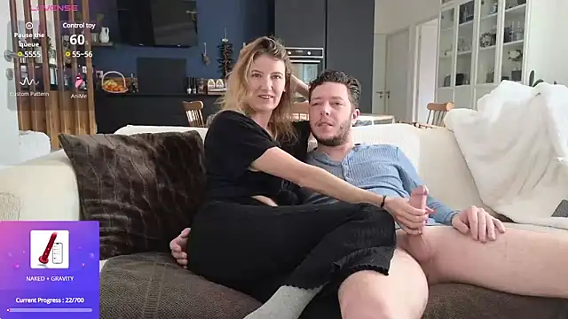 Snapshot of Luxymin34 chatting on 01.10.25 Luxymin34 online show from 01.10.25