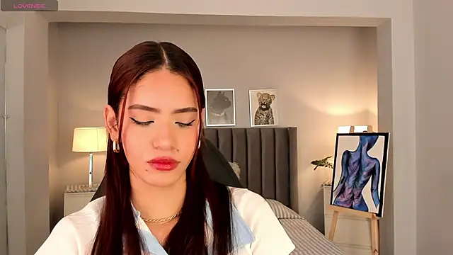 Snapshot of Madie__collins chatting on 12.27.24 Madie collins online show from 12.27.24