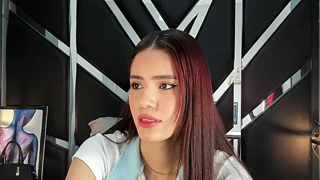 Snapshot of Madie__collins chatting on 01.06.25 Madie collins online show from 01.06.25
