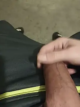 Snapshot of casper0303 chatting on 02.15.25 casper0303 online show from 02.15.25