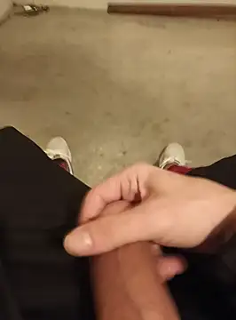 Snapshot of casper0303 chatting on 02.28.25 casper0303 online show from 02.28.25