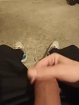 Snapshot of casper0303 chatting on 03.23.25 casper0303 online show from 03.23.25