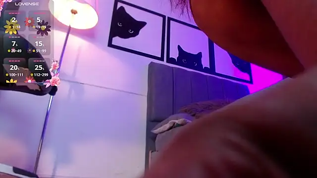 VictoriaMontero30000 online show from 03.21.25