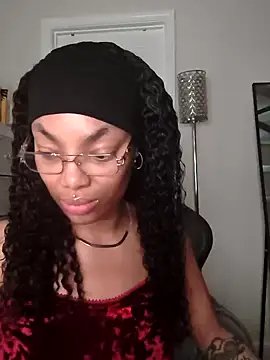 butterflybootyy online show from 05.03.26