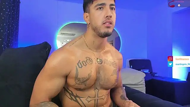 JACOB MARTINS online show from 03.11.25