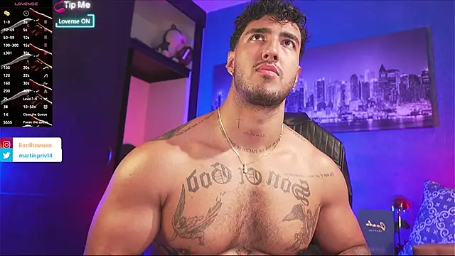 Snapshot of JACOB_MARTINS chatting on 11.30.25 JACOB MARTINS online show from 11.30.25