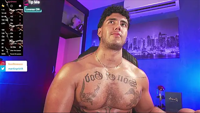 Snapshot of JACOB_MARTINS chatting on 12.21.25 JACOB MARTINS online show from 12.21.25