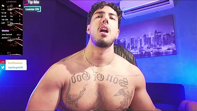 Snapshot of JACOB_MARTINS chatting on 02.08.26 JACOB MARTINS online show from 02.08.26